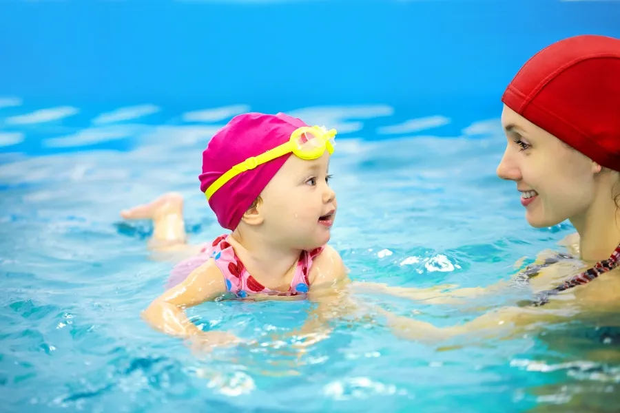 Benefits of Baby Swimming Lessons